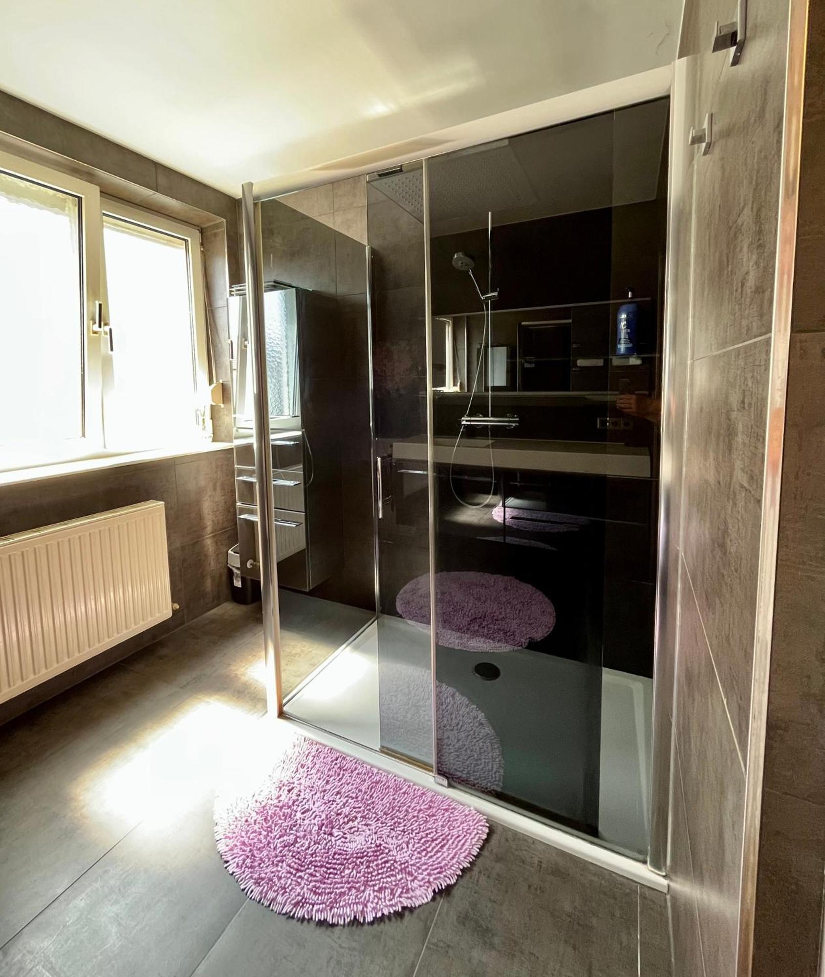 וינה Luxurioeses Apartment Mit Pool מראה חיצוני תמונה